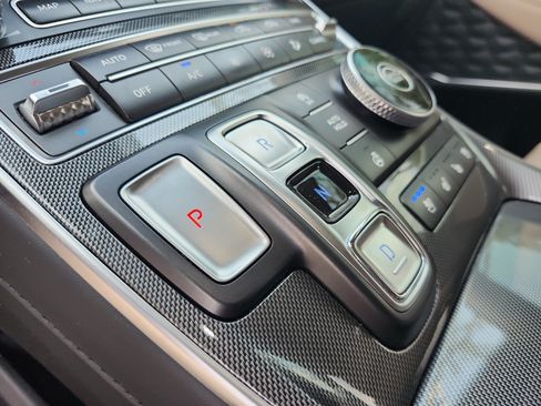 Certified 2023 Hyundai Santa Fe Limited FWD image 13
