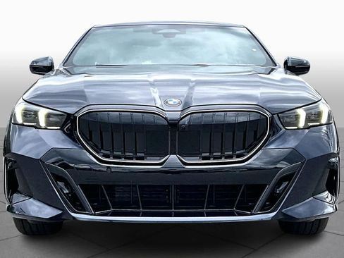 New 2026 BMW 530i xDrive w/ M Sport Package image 3