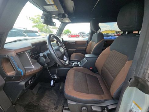 Used 2023 Ford Bronco Outer Banks AWD/4WD image 4