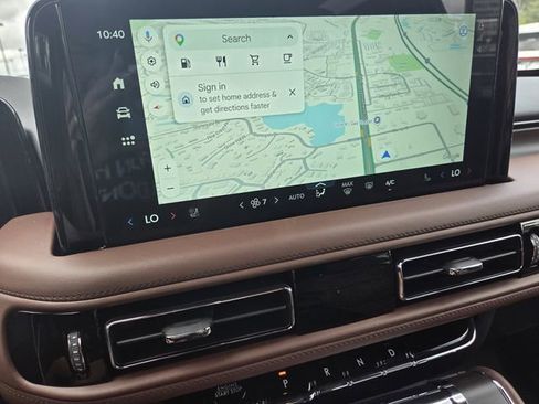 New 2026 Lincoln Aviator Reserve w/ Luxury Package RWD image 6
