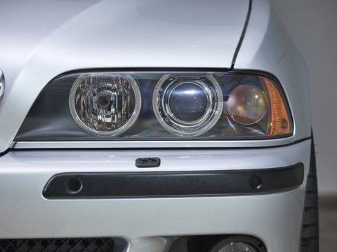 Used 2003 BMW M5 RWD image 16