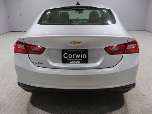 Used 2021 Chevrolet Malibu LS FWD image 3