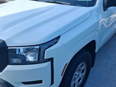 Used 2022 Nissan Frontier S RWD image 6