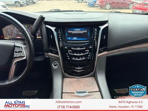 Used 2015 Cadillac Escalade Luxury AWD/4WD image 23