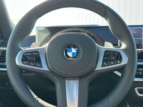 New 2026 BMW X5 xDrive40i w/ M Sport Package image 18