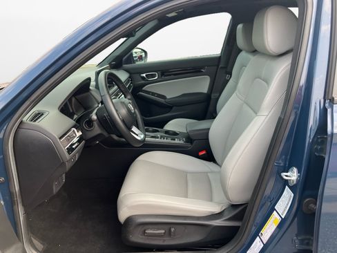 Certified 2025 Honda Civic Sport Touring image 9