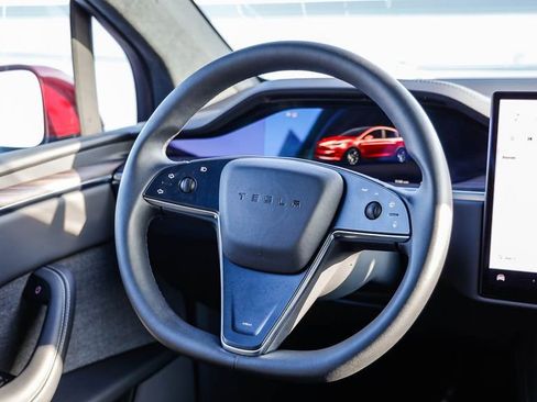 Used 2023 Tesla Model X AWD/4WD image 18