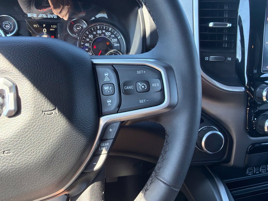 Used 2025 RAM 1500 Big Horn AWD/4WD image 18