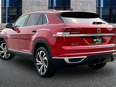 Used 2020 Volkswagen Atlas Cross Sport SEL Premium AWD/4WD image 10