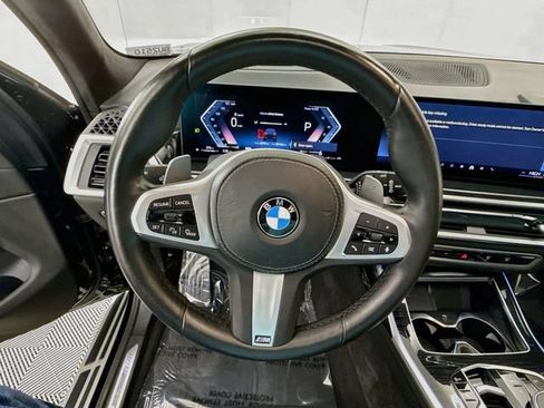 Used 2026 BMW X7 xDrive40i w/ M Sport Package AWD/4WD image 11