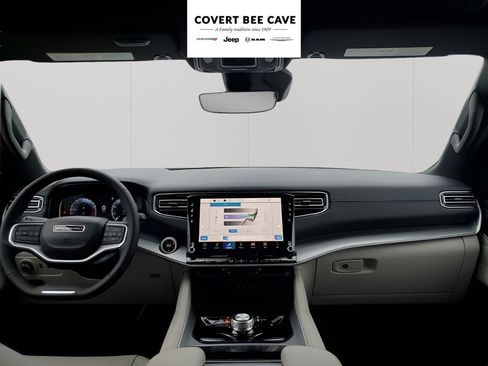 New 2026 Jeep Grand Wagoneer L 2WD image 24