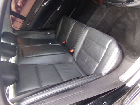 Used 2013 Mercedes-Benz S 550 4MATIC image 28