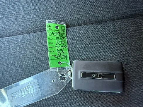 New 2025 Jeep Grand Cherokee Laredo X image 38