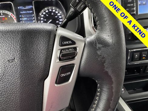 Used 2016 Nissan Titan XD image 21
