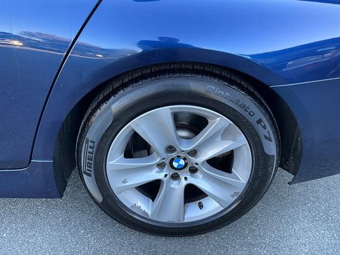 Used 2011 BMW 528i Sedan image 11