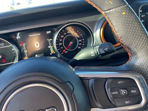 Used 2022 Jeep Gladiator Mojave w/ LED Lighting Group image 15