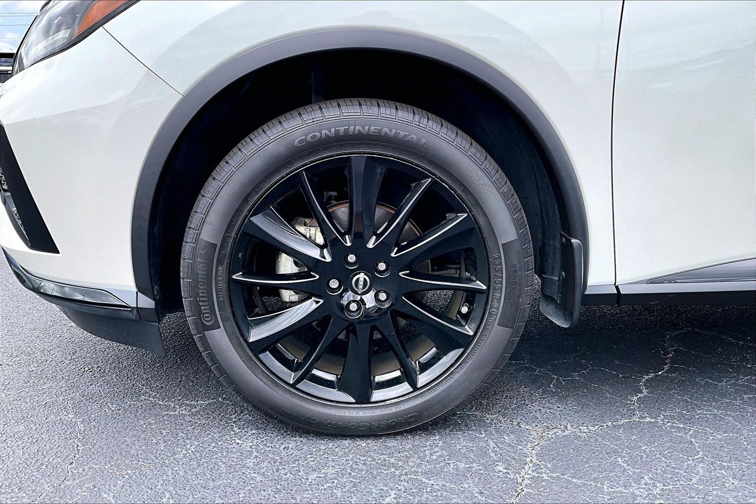 Used 2023 Nissan Murano SV w/ SV Midnight Edition Package FWD image 9