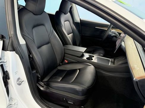 Used 2023 Tesla Model 3 Standard Range RWD image 15