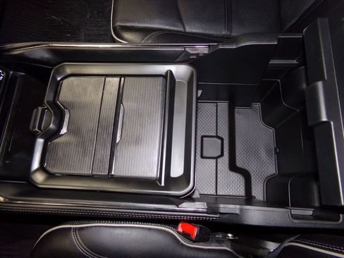 Used 2024 RAM 2500 Limited image 27