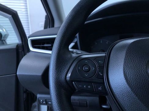 Certified 2025 Toyota Corolla LE image 25