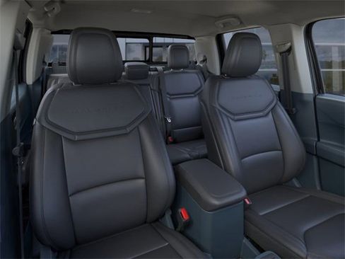 New 2025 Ford Maverick Lariat w/ Black Appearance Package image 10