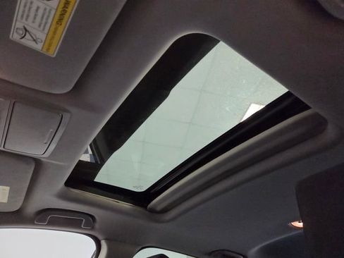 Used 2019 Honda CR-V EX image 17