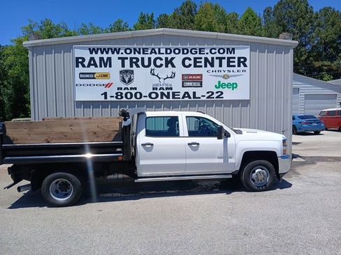 Used 2015 Chevrolet Silverado 3500 W/T w/ WT Convenience Package AWD/4WD image 2
