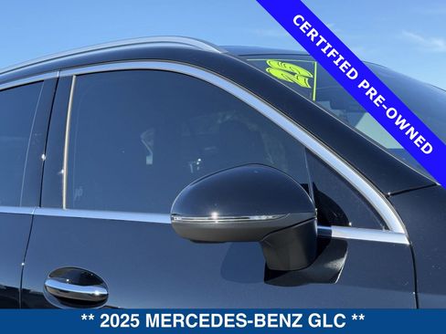 Used 2025 Mercedes-Benz GLC 300 image 10