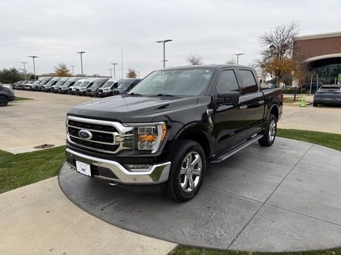 Certified 2021 Ford F150 XLT w/ Equipment Group 302A High image 3