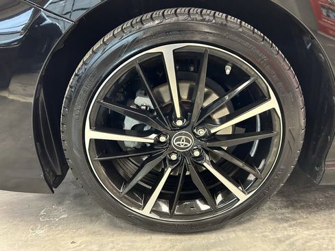 Used 2019 Toyota Camry XSE image 22