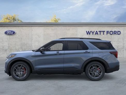New 2026 Ford Explorer ST-Line w/ ST-Line Street Pack AWD/4WD image 3