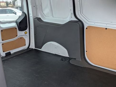 Used 2020 Ford Transit Connect XL image 29