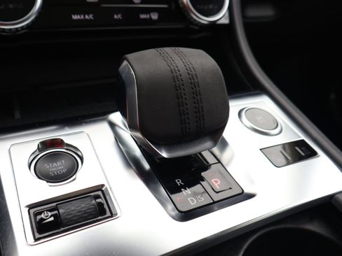 Used 2021 Jaguar F-PACE S image 28