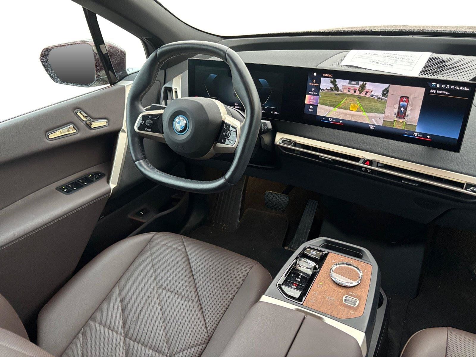 Used 2023 BMW iX xDrive50 w/ Premium Package AWD/4WD image 26