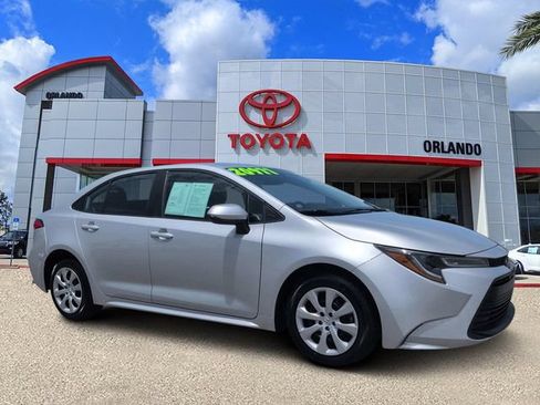 Certified 2024 Toyota Corolla LE FWD image 1