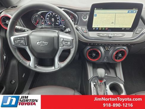 Used 2025 Chevrolet Blazer RS FWD image 27
