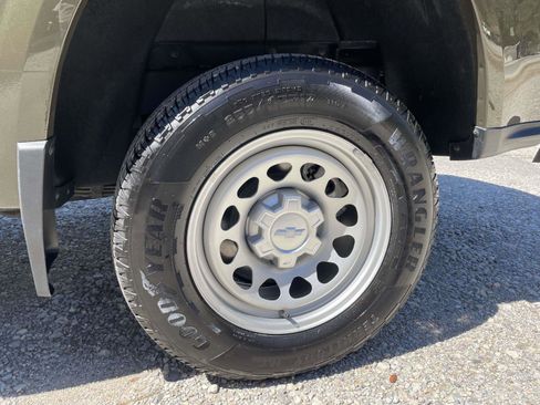 Used 2024 Chevrolet Colorado W/T image 25