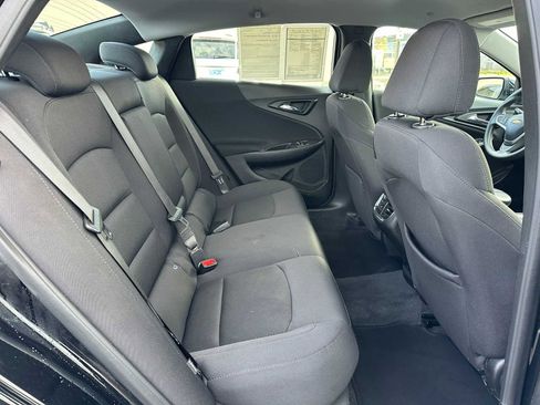 Used 2022 Chevrolet Malibu LT image 12