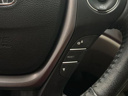 Used 2016 Honda Pilot EX-L image 35