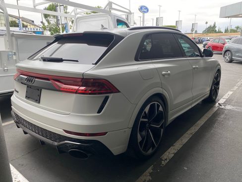 Used 2023 Audi RS Q8 w/ Black Optic Package AWD/4WD image 3
