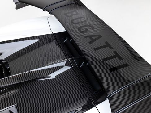 Used 2021 Bugatti Chiron Pur Sport image 68