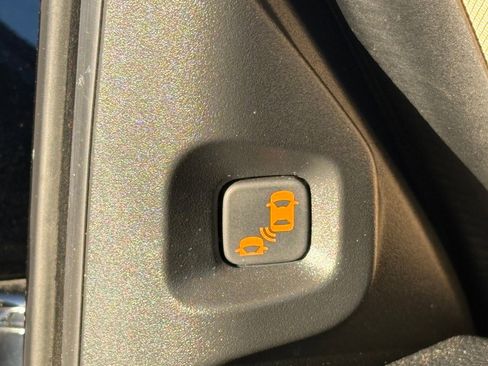 Used 2023 Acura MDX FWD w/ Technology Package image 11