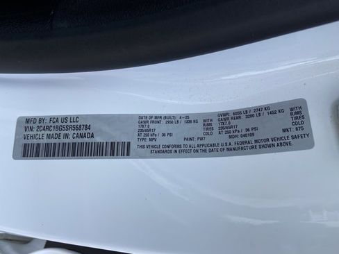 Used 2025 Chrysler Pacifica Select FWD image 33