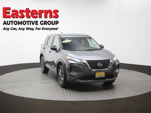 Used 2023 Nissan Rogue S AWD/4WD image 50
