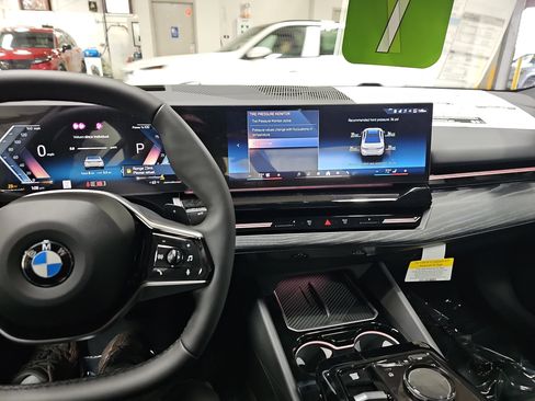 New 2026 BMW 530i xDrive AWD/4WD image 20