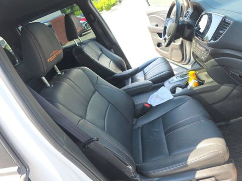 Used 2023 Honda Passport TrailSport image 27