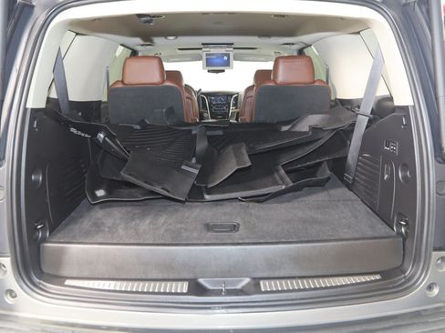 Used 2019 Cadillac Escalade Premium Luxury AWD/4WD image 47