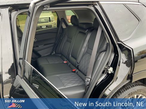 New 2026 Nissan Rogue Platinum w/ Platinum Premium Package image 10