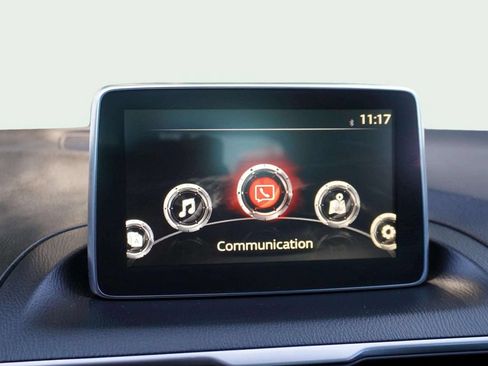 Used 2016 MAZDA MAZDA3 i Touring w/ Popular Equipment Package FWD image 30