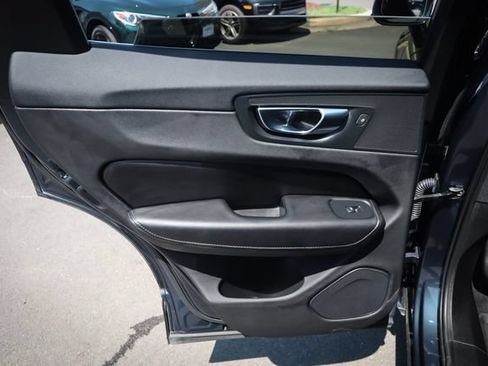 Used 2022 Volvo XC60 B5 Inscription w/ Advanced Package AWD/4WD image 73
